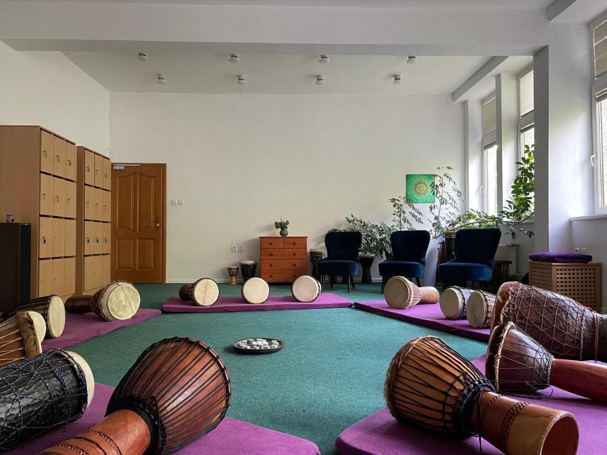 Hotel Brainy Karásznó Kültér fotó